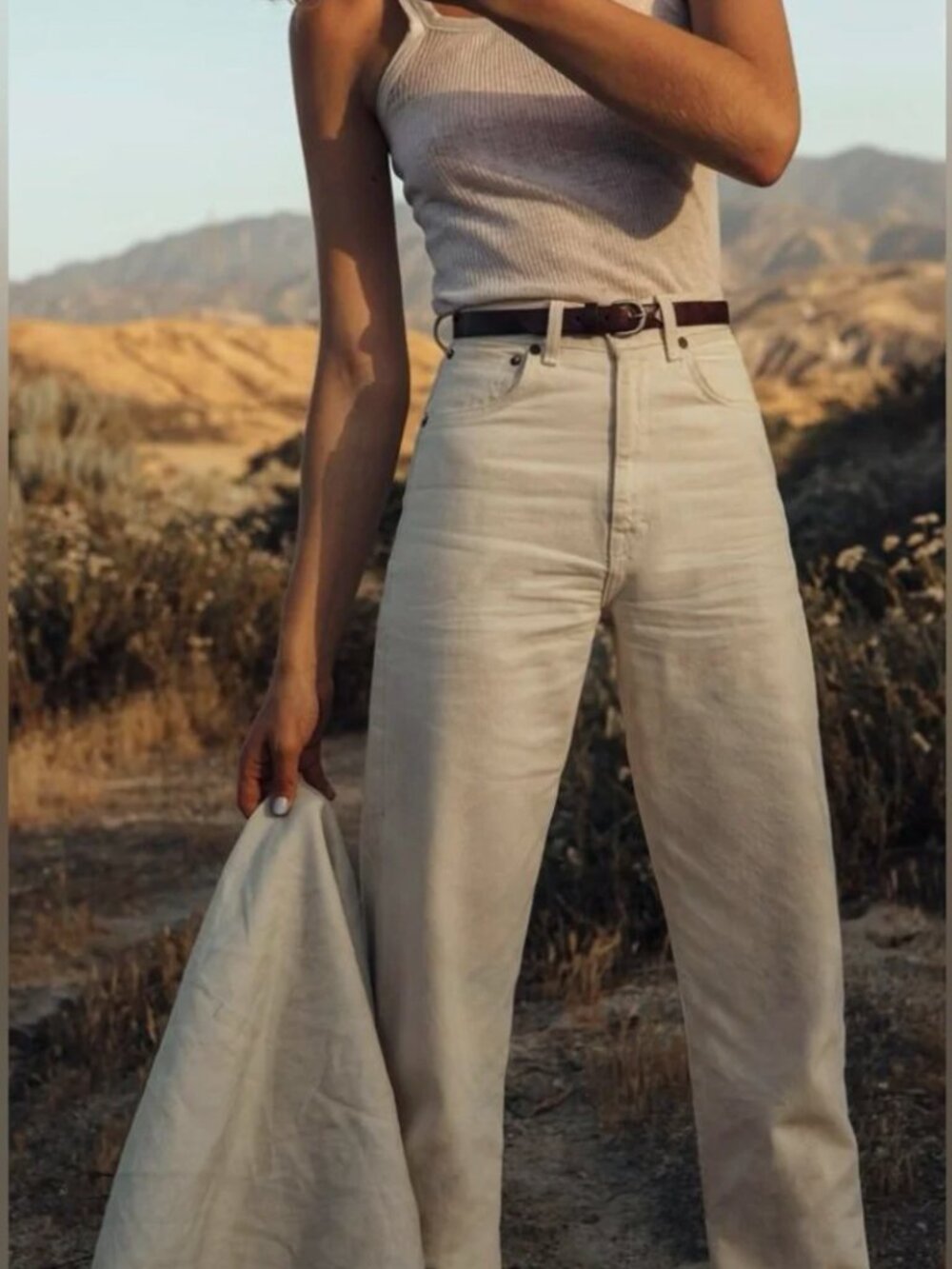 imogene + willie catherine white jeans! barely worn!